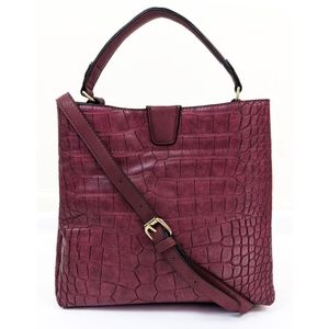 🦋LAST🦋 NWT Jen & Co Tati Embossed Satchel